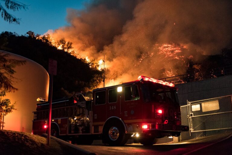 June 20, 2016 - Duarte, California, United States: Two fast-moving brush fires burning in the Angeles National Forest forced the evacuation of 685 homes, consumed 4,500 acres and closed Highway 39 as Southern California experienced a triple digit heat wave. (Ronen Tivony / Polaris)